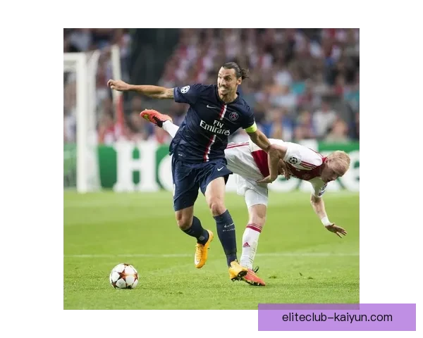 伊布在米兰时期表现稳健，助力球队多次夺冠，状态回暖引人关注。